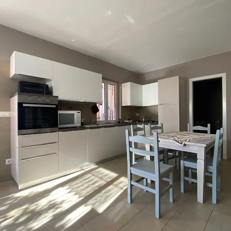 Paolina - App. 6 Posti E Terrazzo Apartment