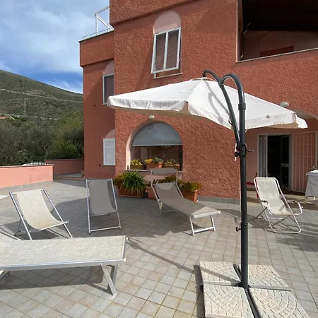 Paolina - App. 6 Posti E Terrazzo Apartment